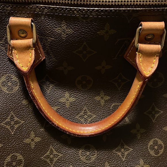Authentic Louis Vuitton monogram speedy 35 - Picture 3 of 16